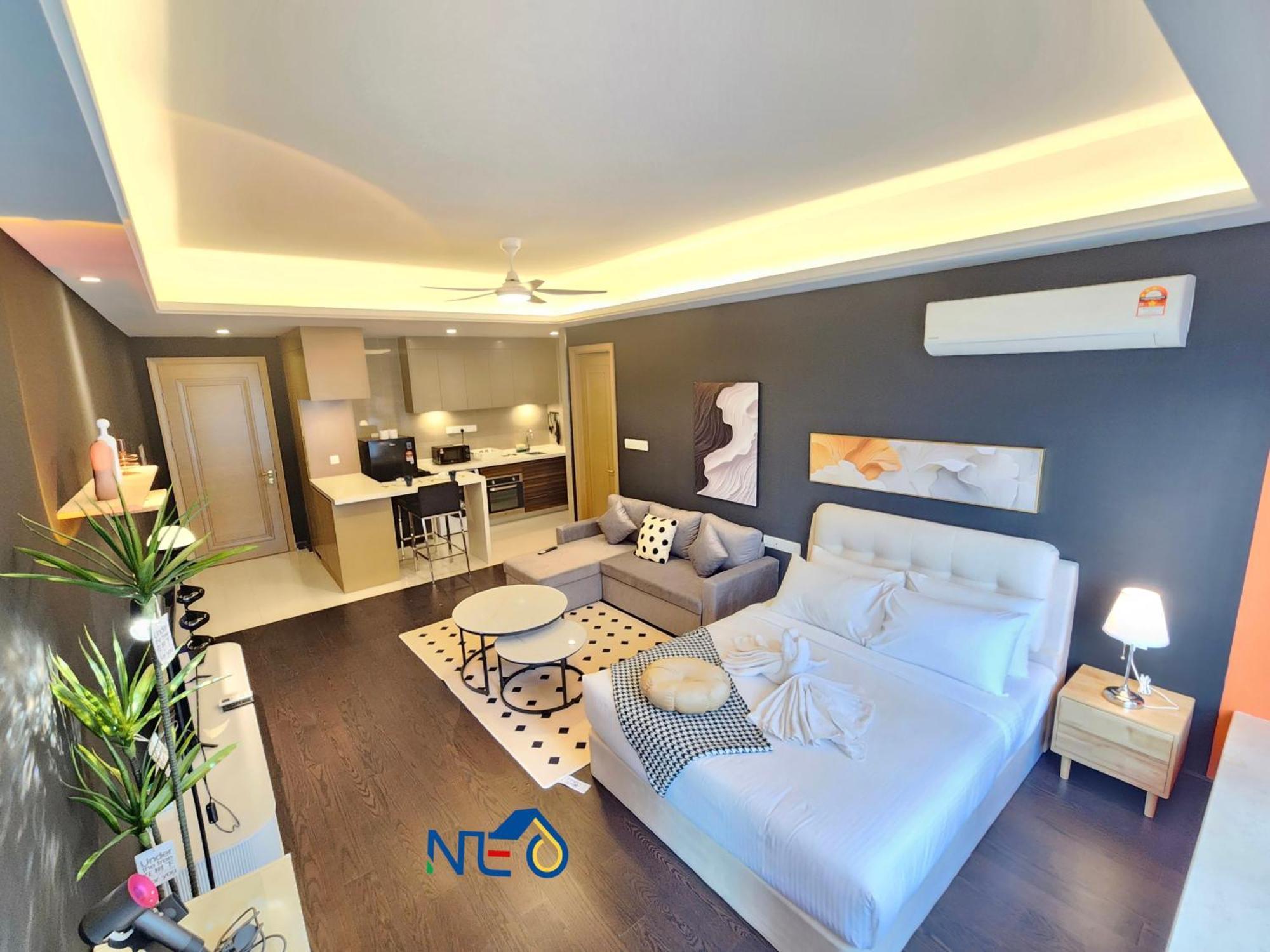 Apartment R&f Princess Cove Designer By Neo